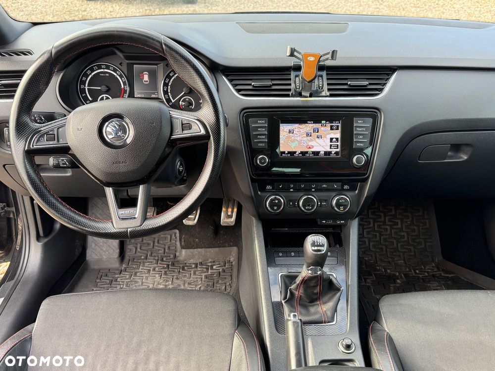 Skoda Octavia 2.0 TDI RS - 12