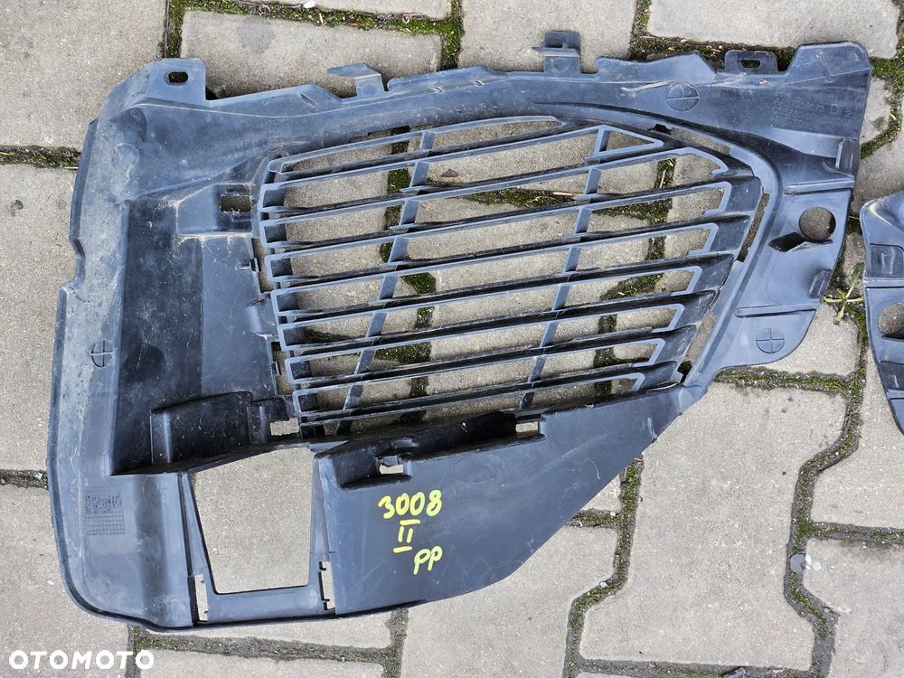Peugeot 3008 II zaślepka kratka zderzaka przód prawa lewa 37938073 - 1