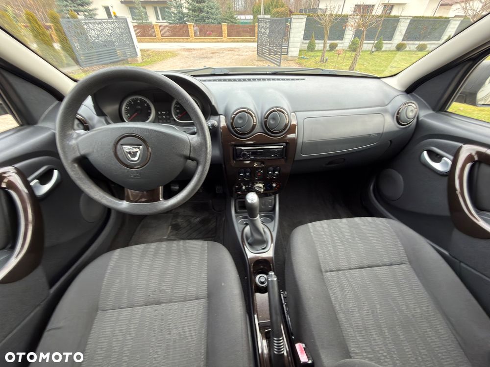 Dacia Duster 1.6 16V 4x2 - 7