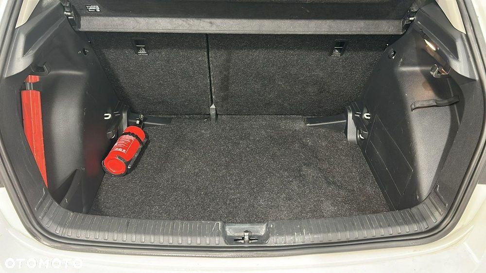 Skoda Fabia 1.0 Ambition - 11