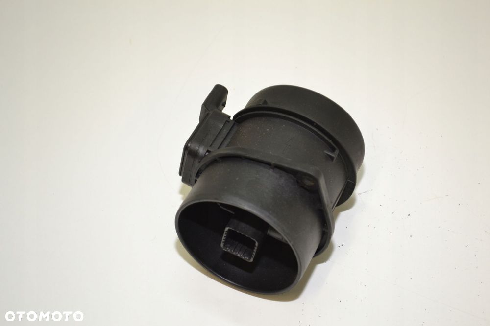 MERCEDES W212 2.2 CDI PRZEPLYWOMIERZ POWIETRZA 8ET35809532 - 4