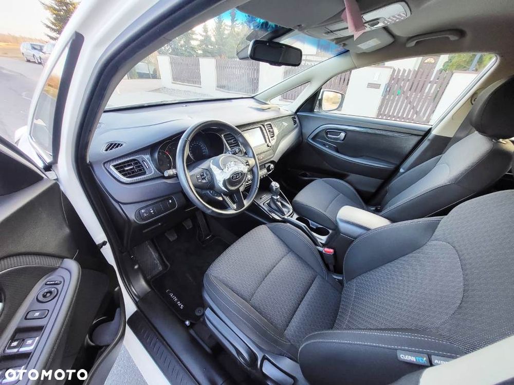 Kia Carens 1.6 GDI L 7os - 12