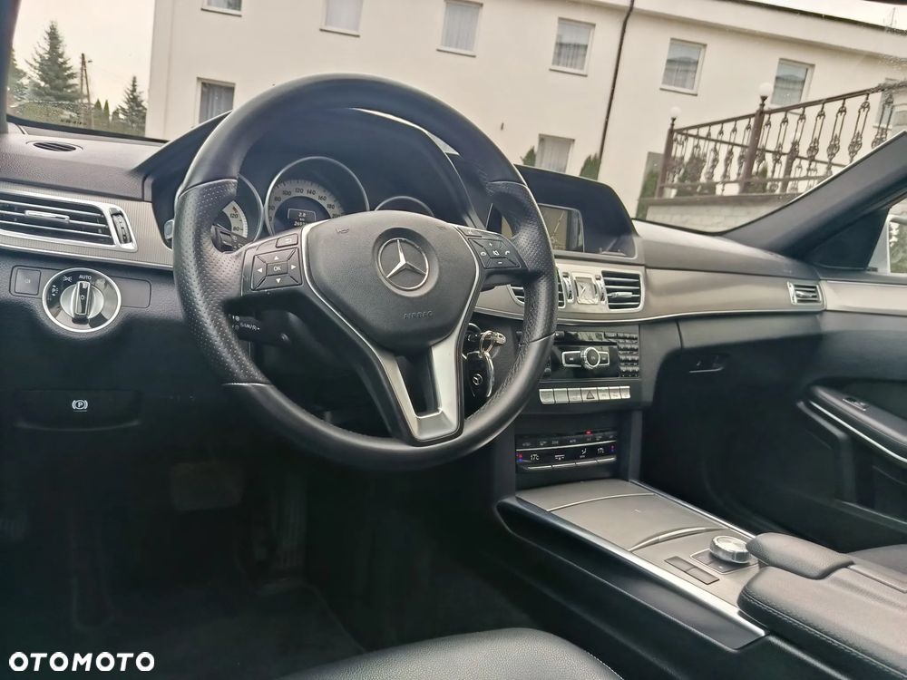 Mercedes-Benz Klasa E 220 CDI 7G-TRONIC Avantgarde - 30