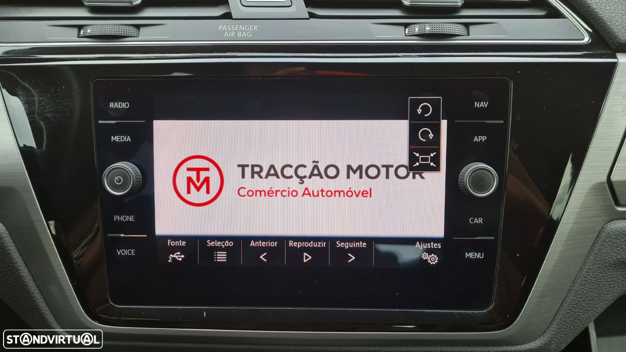 VW Touran 1.6 TDI Confortline DSG - 21