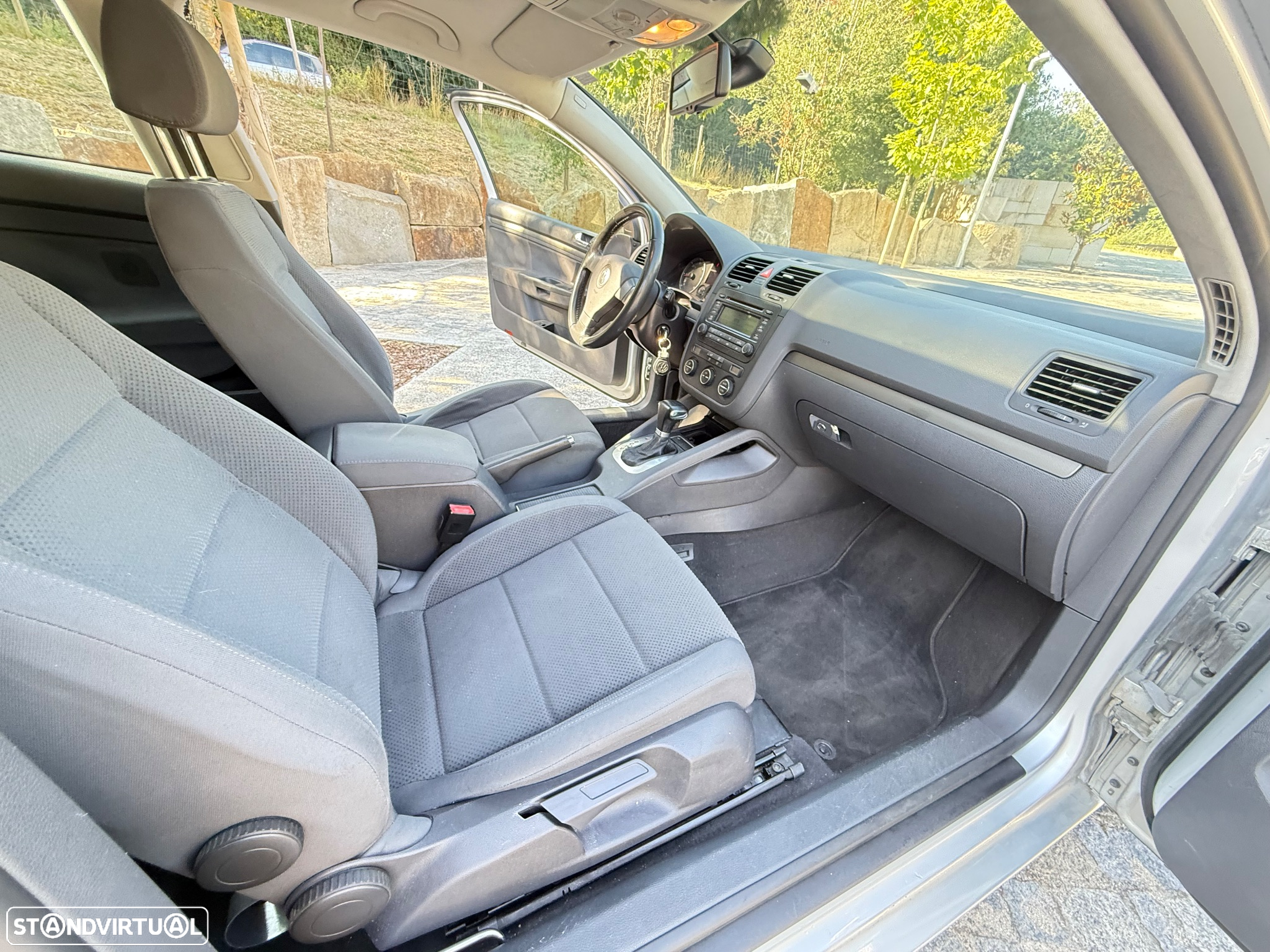 VW Golf 2.0 TDi Sport DSG - 15
