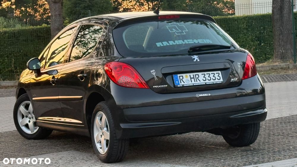 Peugeot 207 75 Urban Move - 24