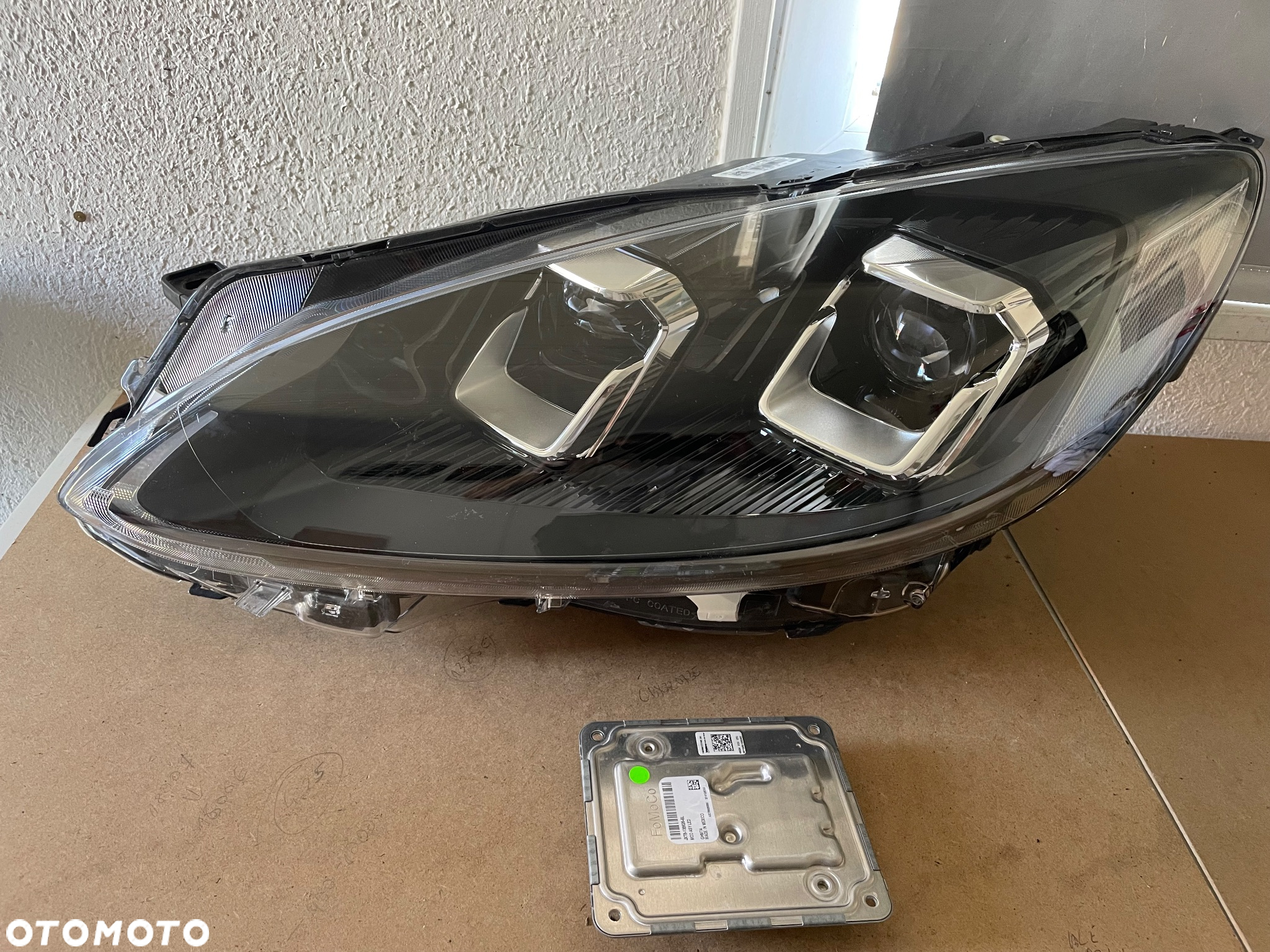 FORD KUGA MK3 LAMPA przód  FULL LED cała LV4B-13E017-AN - 3