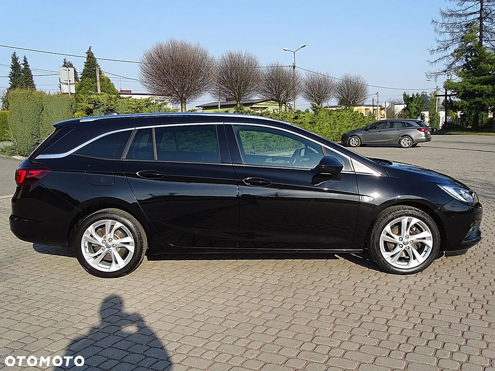 Opel Astra 1.6 CDTI Elite S&S - 18