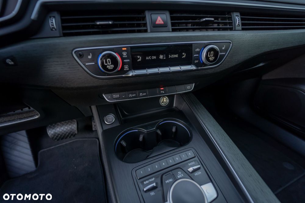 Audi A4 Avant - 31