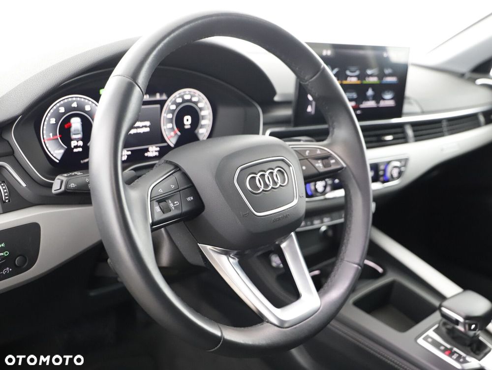 Audi A4 Limousine - 15