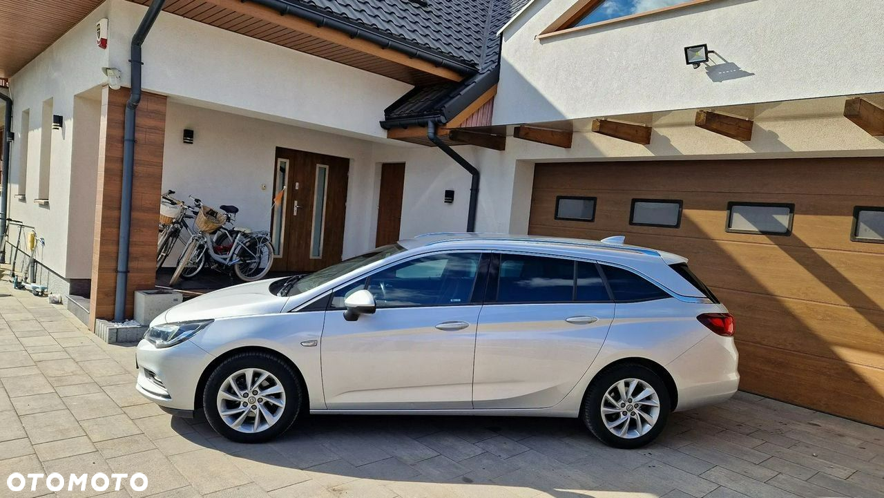 Opel Astra - 2