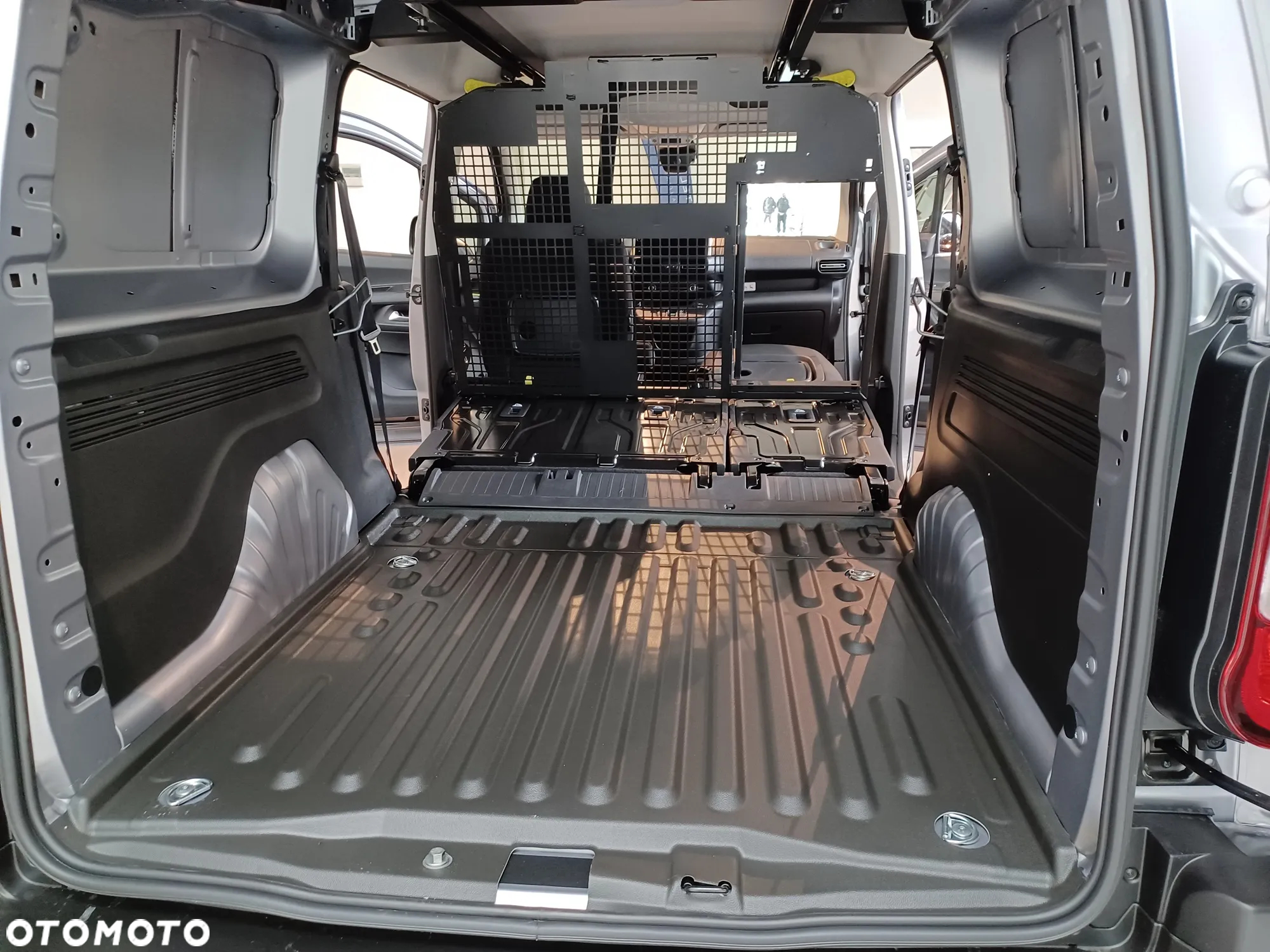 Citroën Berlingo XL 5 osobowy - 20