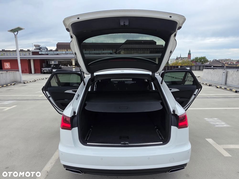 Audi A6 Avant 2.0 TDI Ultra DPF S tronic - 15