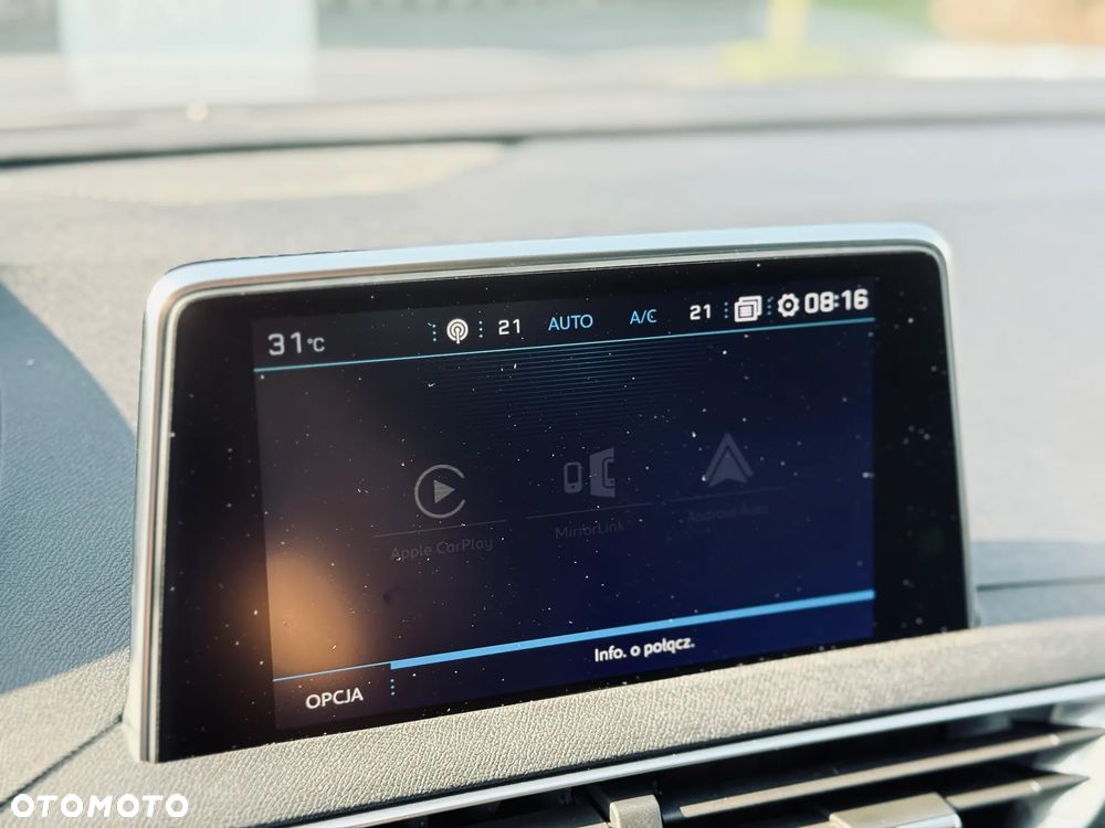 Peugeot 3008 1.2 PureTech Allure S&S - 32
