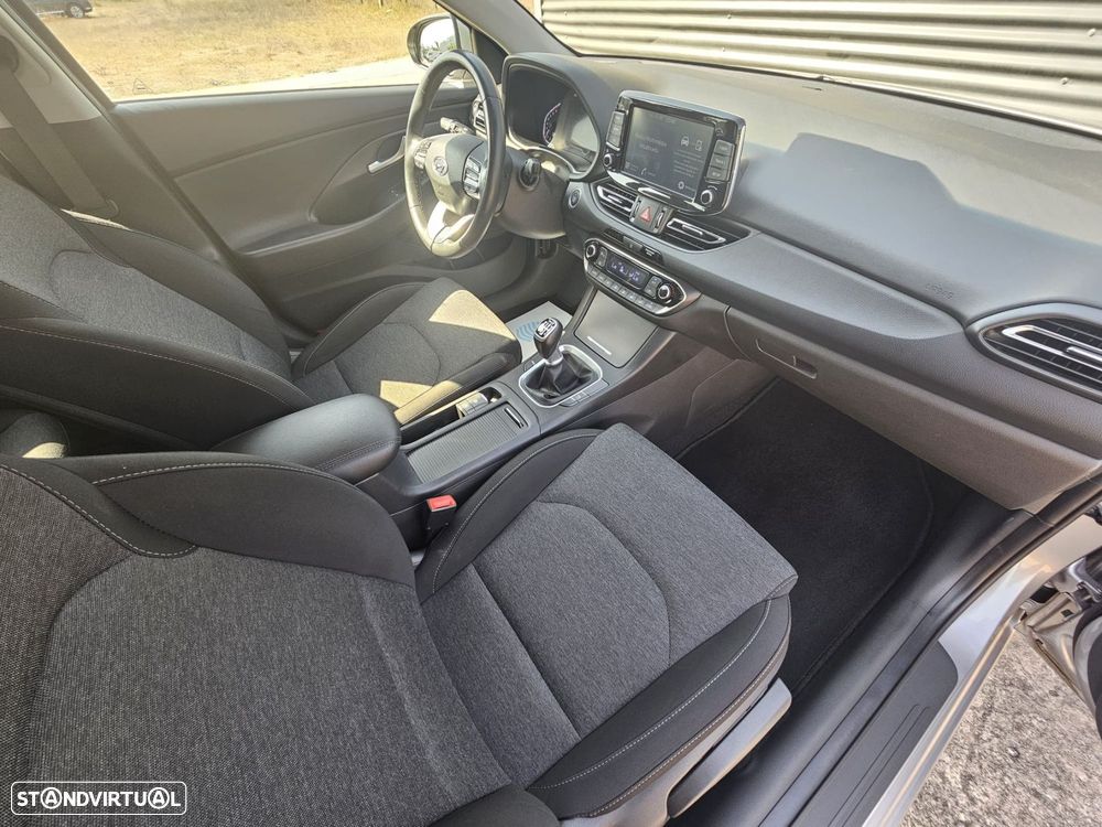Hyundai i30 1.0 T-GDI Style Plus - 26