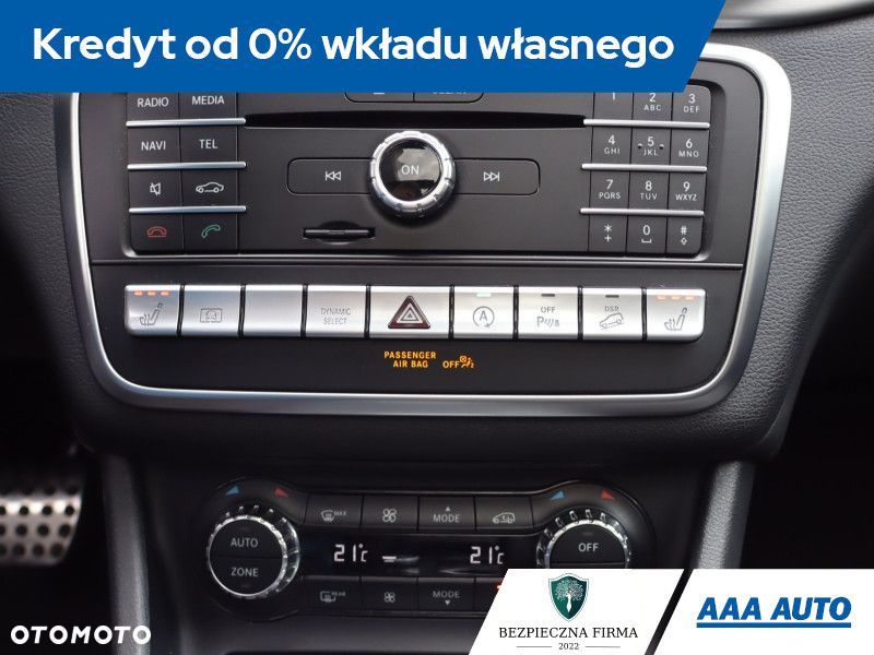 Mercedes-Benz GLA - 14