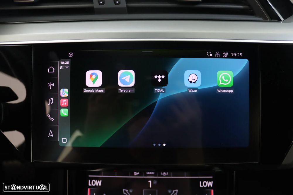 Audi e-tron 55 quattro S line - 32