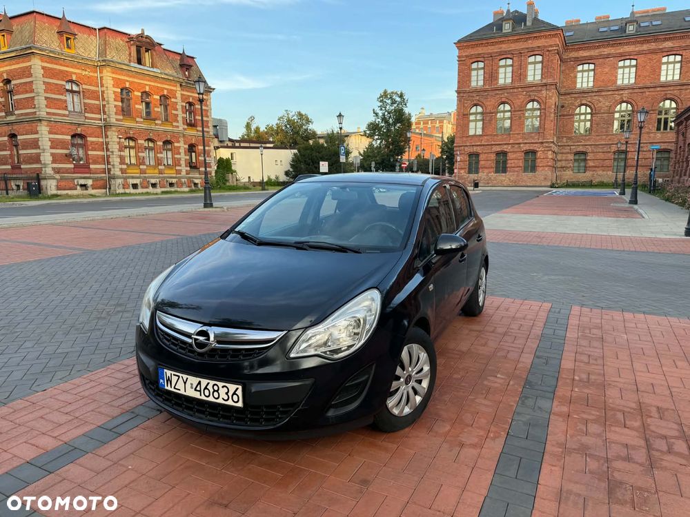 Opel Corsa 1.2 16V Cosmo - 2