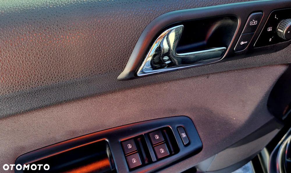 Volkswagen Polo 1.4 16V Highline - 15