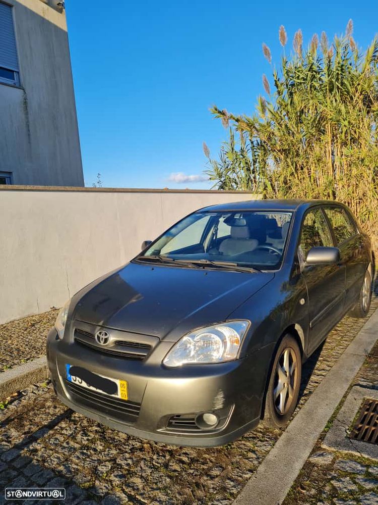 Toyota Corolla 1.4 D-4D Sol - 2