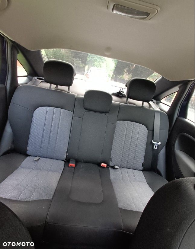 Fiat Linea 1.4 Dynamic - 12