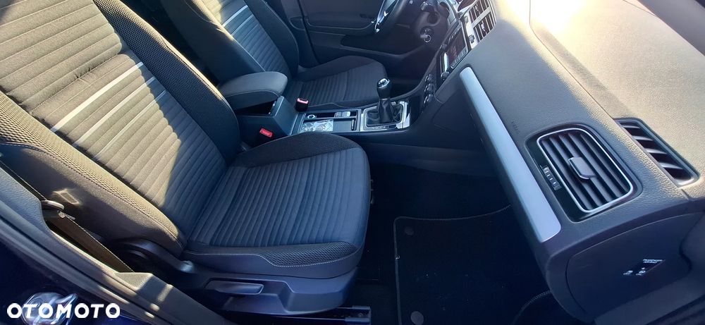 Volkswagen Golf 1.2 TSI BlueMotion Technology Cup - 12