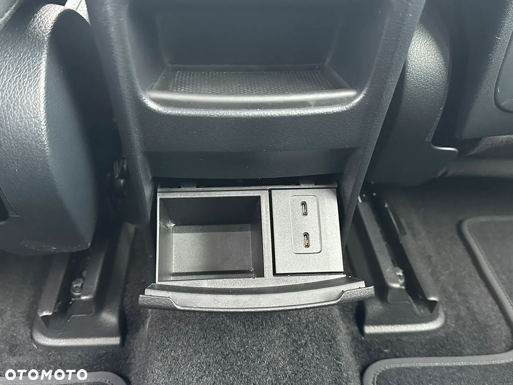 Mercedes-Benz EQB 300 66.5kWh 4-Matic Progressive - 31