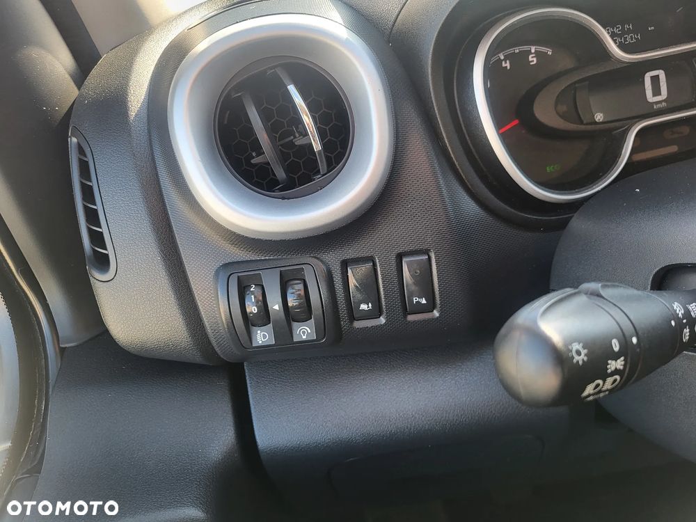 Opel Vivaro - 27