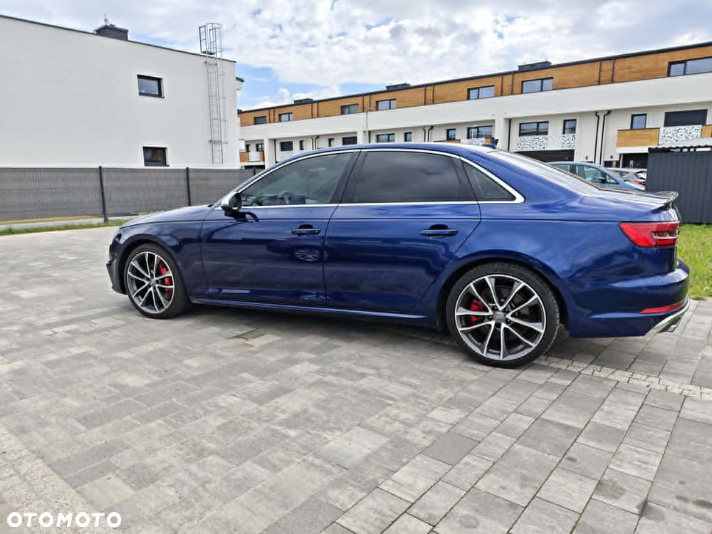 Audi S4 Limousine - 2