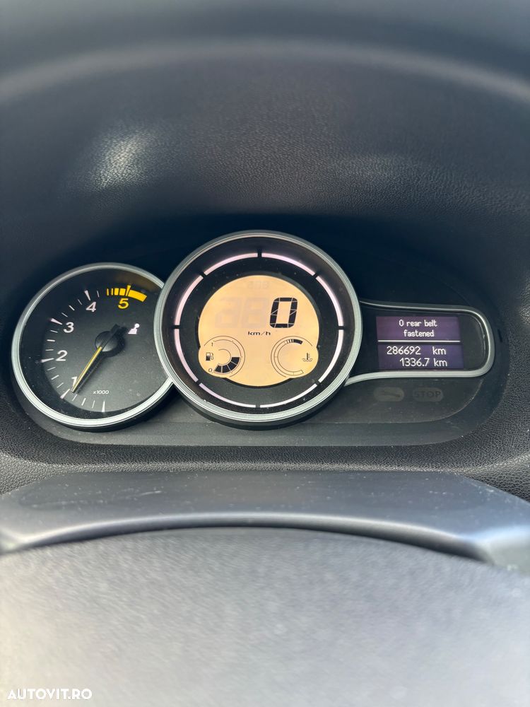 Renault Megane - 5
