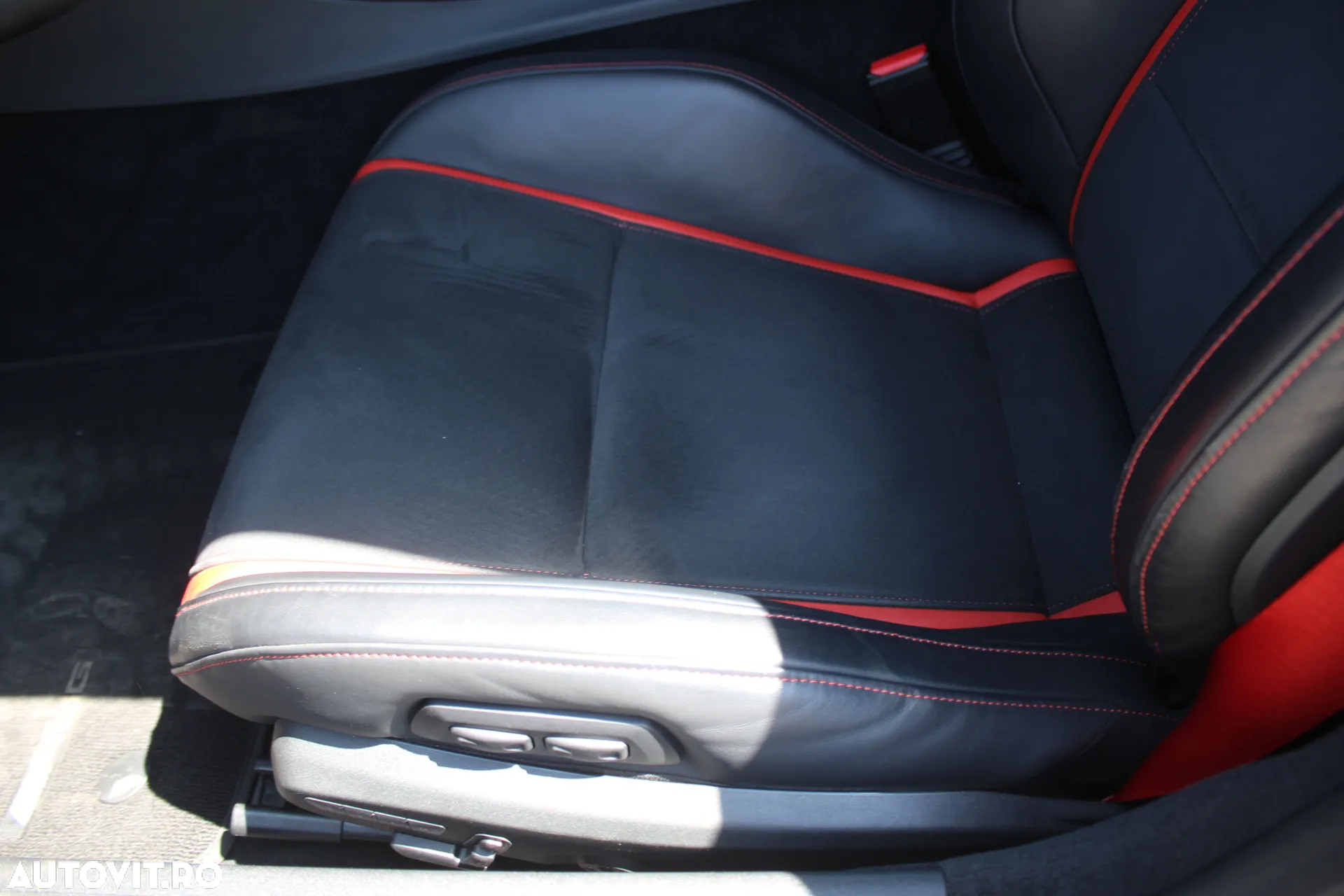 Mercedes-Benz AMG GT-S Speedshift 7G-DCT Edition 1 - 16