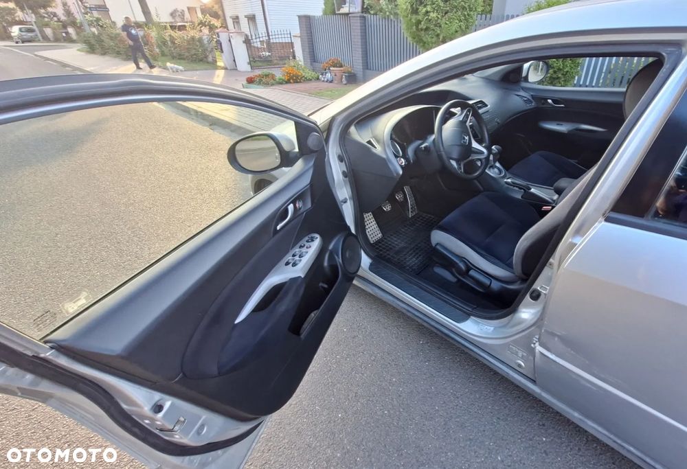 Honda Civic 1.4 Base - 10