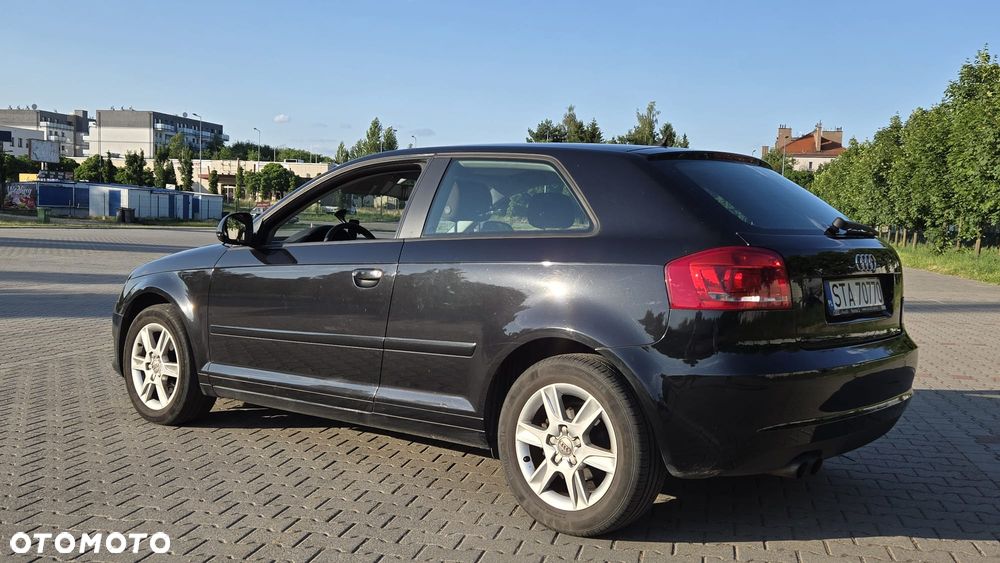 Audi A3 3-drzwiowe 2.0 TDI Ambition - 3