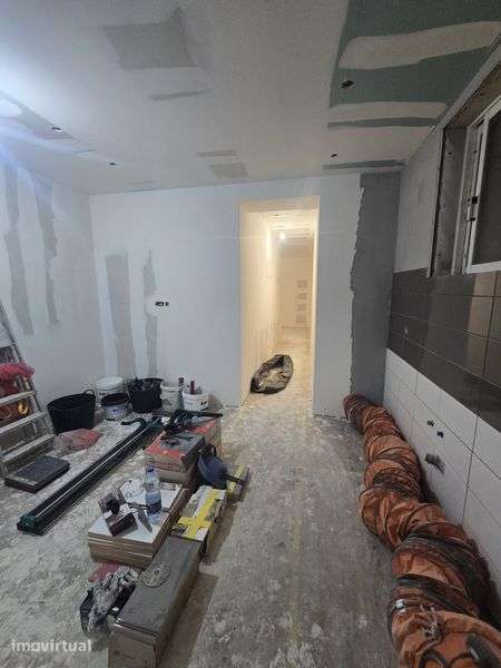T1 totalmente remodelado para arrendamento - Grande imagem: 3/6