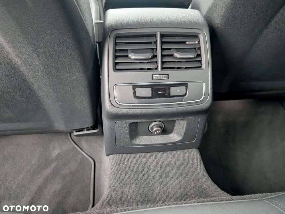 Audi A4 Limousine - 35