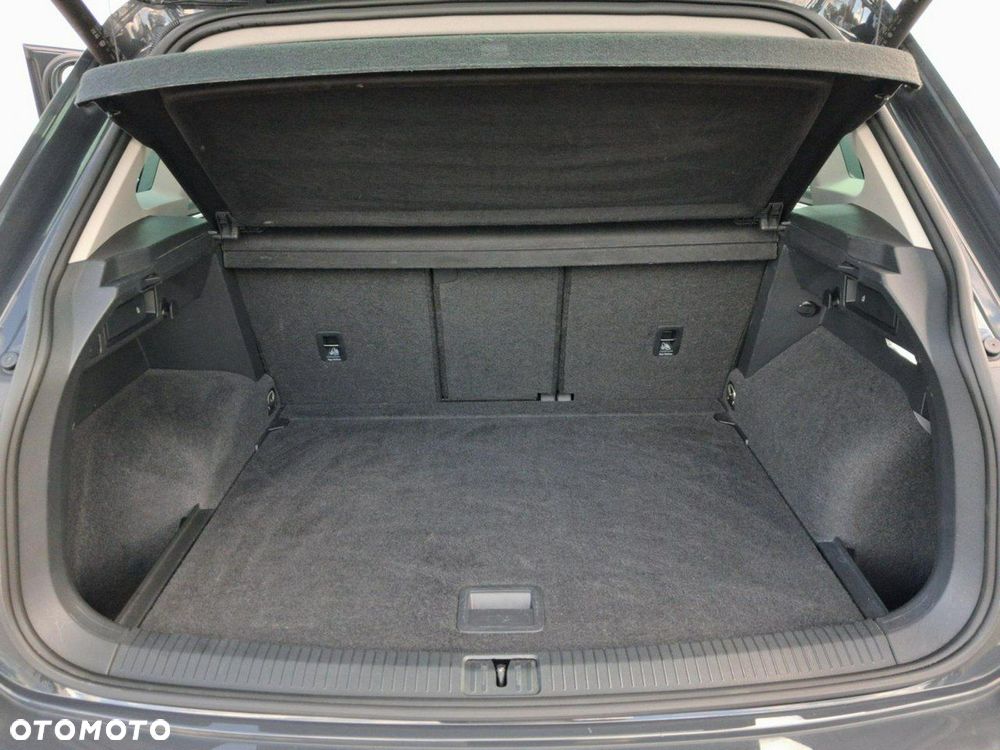 Volkswagen Tiguan - 14