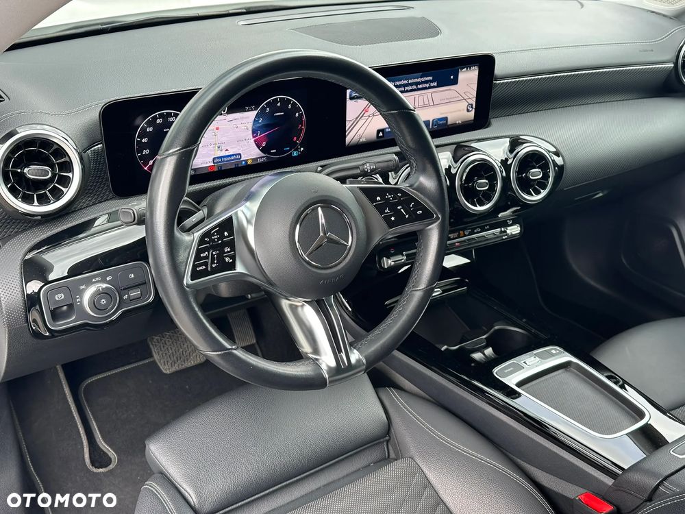 Mercedes-Benz CLA 180 mHEV Progressive 7G-DCT - 22
