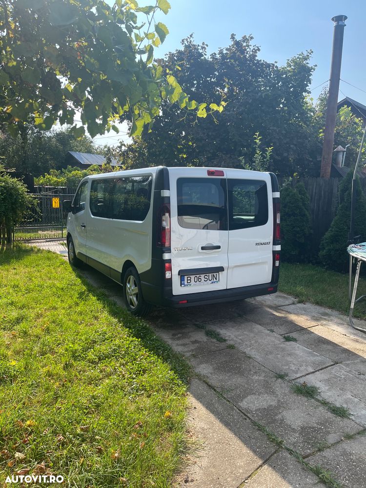 Renault Trafic - 2