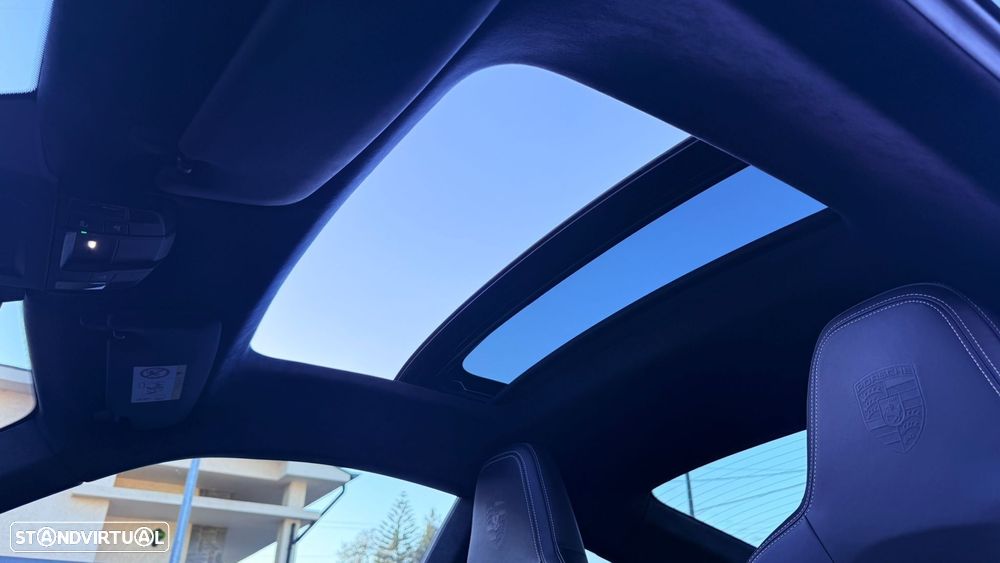 Porsche 911 (992) Carrera 4S PDK - 25