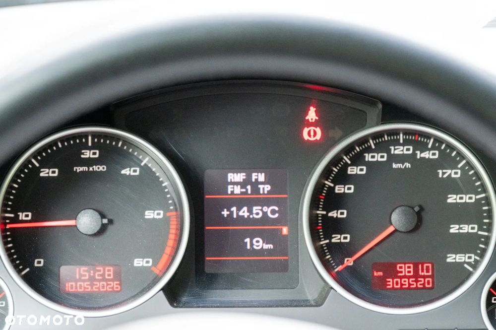 Seat Exeo 2.0 TDI DPF - 11