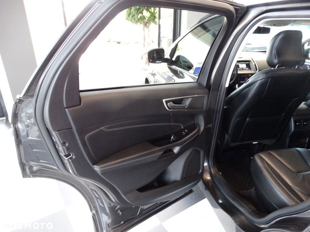 Ford Edge - 37