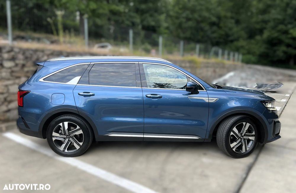 Kia Sorento - 4