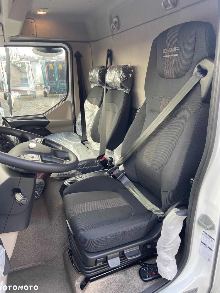 DAF XB260 12t Śmieciarka - 5