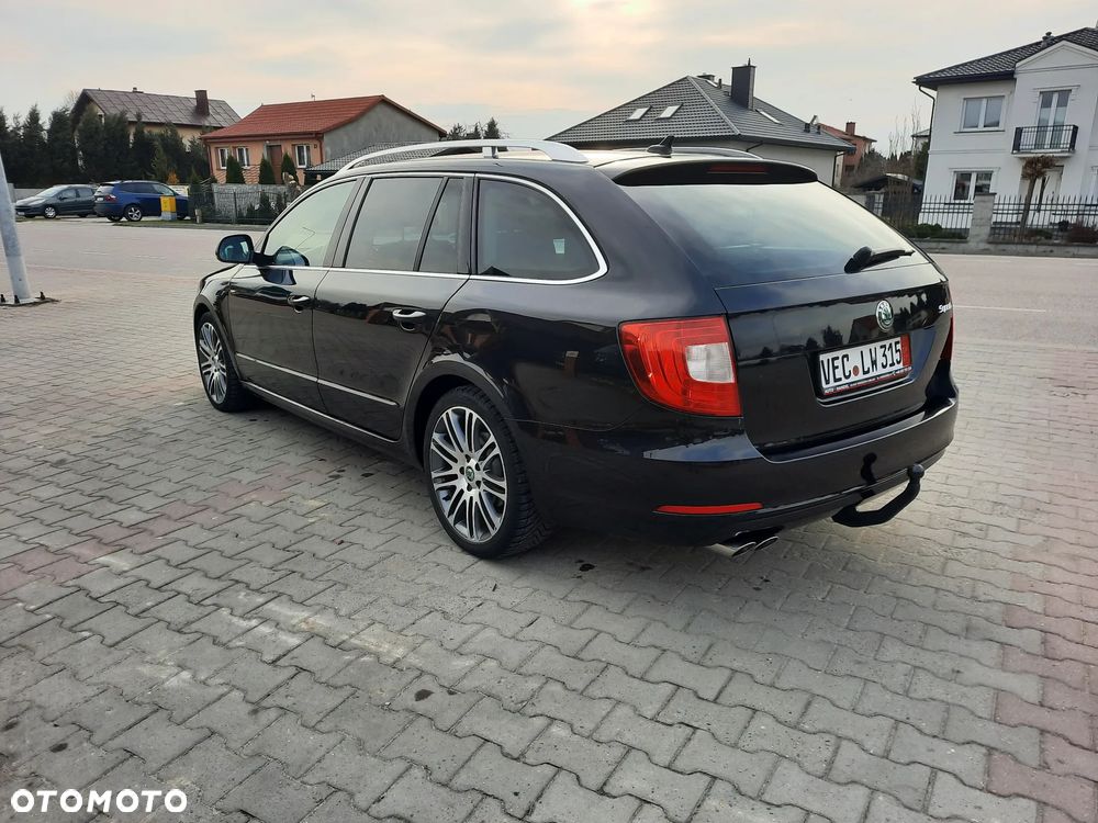 Skoda Superb 2.0 TDI DSG Exclusive - 10