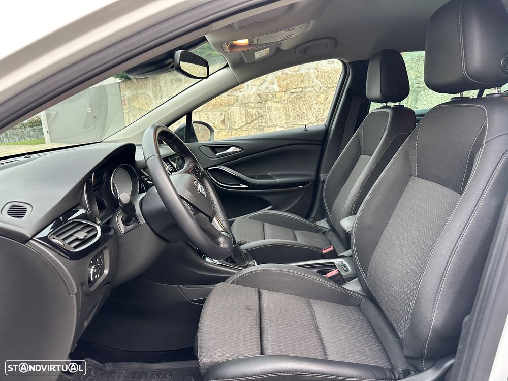 Opel Astra 1.6 CDTI Dynamic Sport S/S - 29