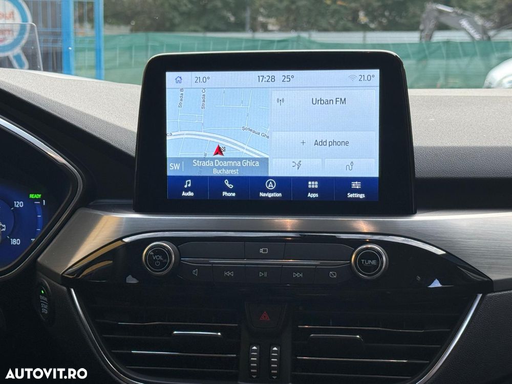 FORD Kuga 2022 — imagine 13