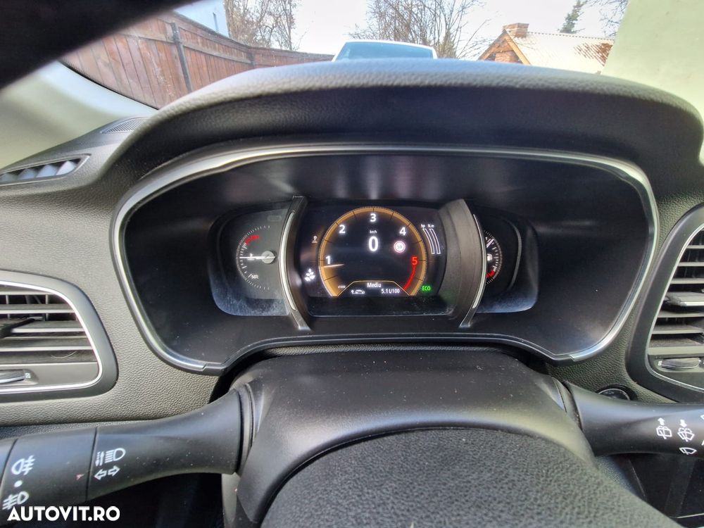 Renault Megane Blue dCi 116 Intens - 16