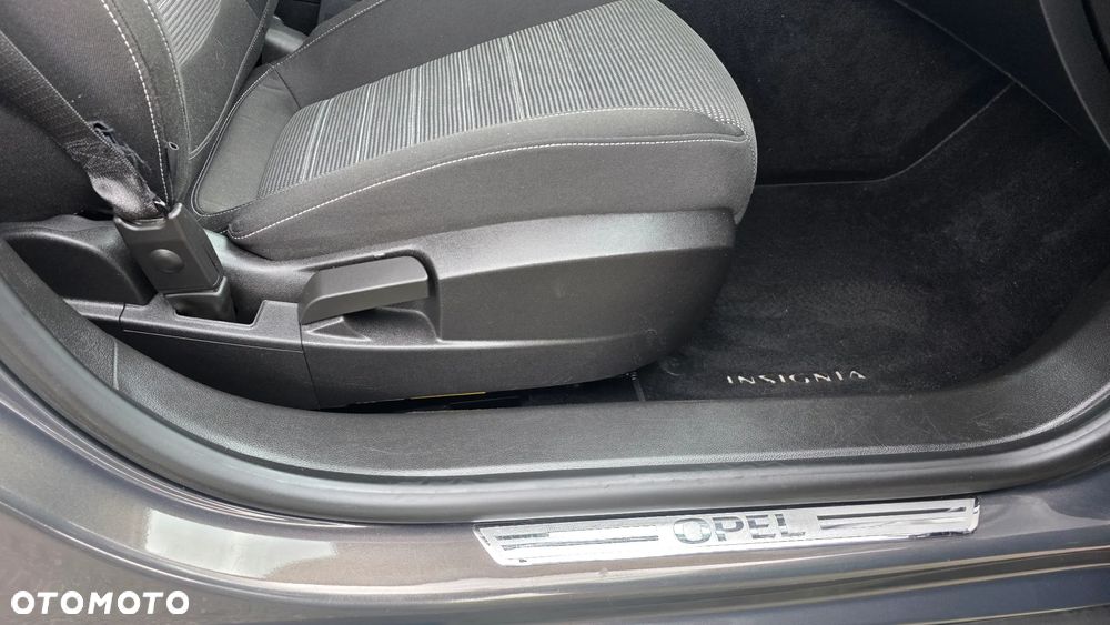 Opel Insignia 2.0 CDTI Cosmo - 16