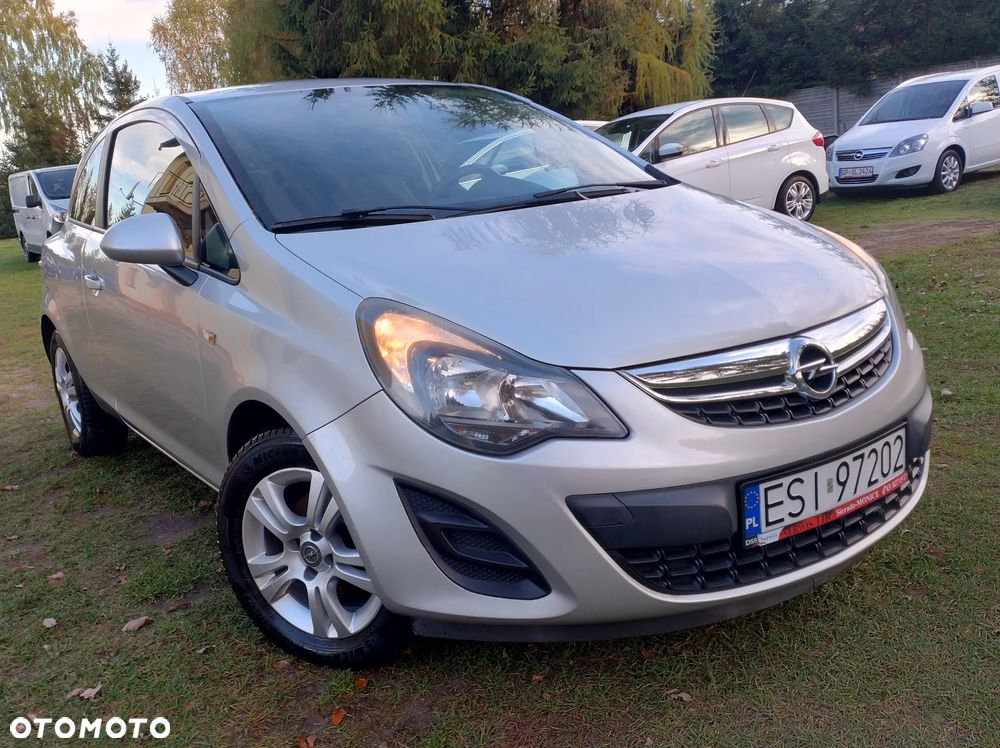 Opel Corsa 1.2 16V Color Edition - 4