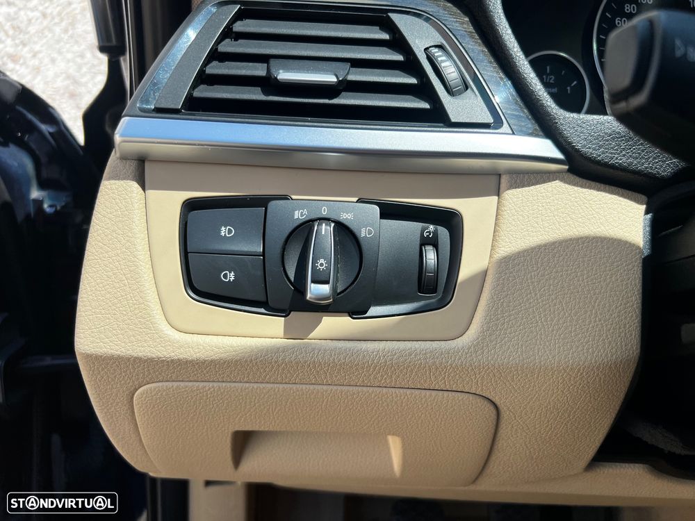 BMW 320 d Line Luxury - 20